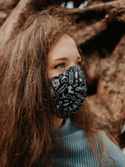 Lustige Antibakterielle Gesichtsmaske Kritzeleien - Größe „Mittelgroß“ -Dedoles Antibacterial Face Mask Doodles 4