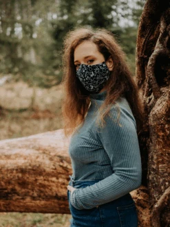 Lustige Antibakterielle Gesichtsmaske Kritzeleien - Größe „Mittelgroß“ -Dedoles Antibacterial Face Mask Doodles 5