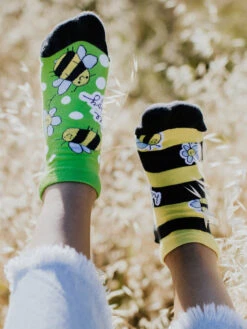 Lustige Knöchelsocken Bienen 10 Lustige Knöchelsocken Bienen -Dedoles Bee Happy 1