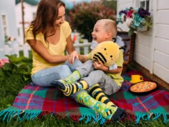 Lustige Kindersocken Bienen -Dedoles Bees 2