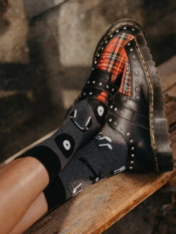 Lustige Socken Aus Recycelter Baumwolle Schwarz Und Weiß Musik 8 Lustige Socken Aus Recycelter Baumwolle Schwarz Und Weiß Musik -Dedoles Black White Music 5