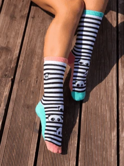 Lustige Sportsocken Schwarzweißer Panda -Dedoles Black White Panda 1