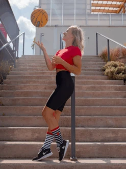 Lustige Sportsocken Schwarzweiße Erdbeere 12 Lustige Sportsocken Schwarzweiße Erdbeere -Dedoles Black White Strawberry 4 1