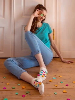 Lustige Sneakersocken Bunte Herzen -Dedoles Colorful Hearts 2