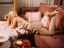 Lustige Damenshorts Bunte Herzen 13 Lustige Damenshorts Bunte Herzen -Dedoles Colorful Hearts 5 1