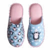 Lustige Hausschuhe Eislaufender Pinguin -Dedoles D F F HS C C 221