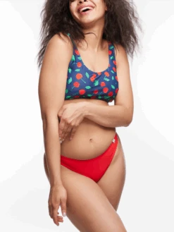 Lustiges Sportliches Bikinioberteil Süße Kirschen -Dedoles D F SCL S BLT C 1586 D F SW B BBF B 1001 1