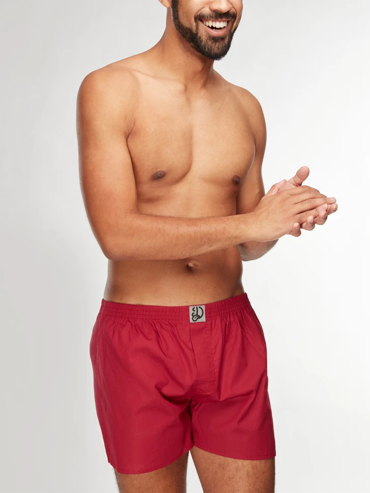 Weinrote Shorts Für Männer 5 Weinrote Shorts Für Männer – Bild 3