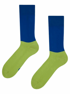 Blaue Und Grüne Socken Gleichgewicht