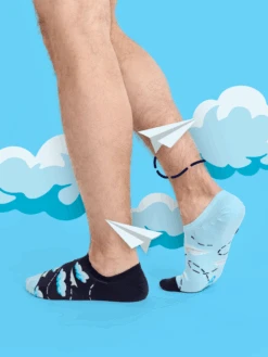 Lustige Sneakersocken Papierflugzeuge Und Wolken -Dedoles D U SC SS C C 1837 7