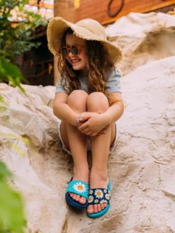 Lustige Pantoletten Für Kinder Gänseblümchen -Dedoles Daisy Blossom 9