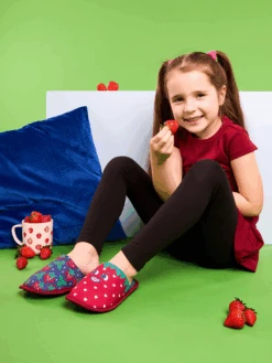 Lustige Hausschuhe Für Kinder Glückliche Erdbeeren -Dedoles Happy Strawberries 3