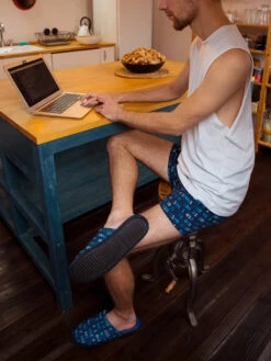 Lustige Hausschuhe IT -Dedoles IT 1 2