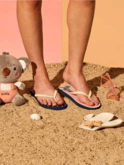 Lustige Flip-Flops Koala-Freund -Dedoles Koala Friend 5