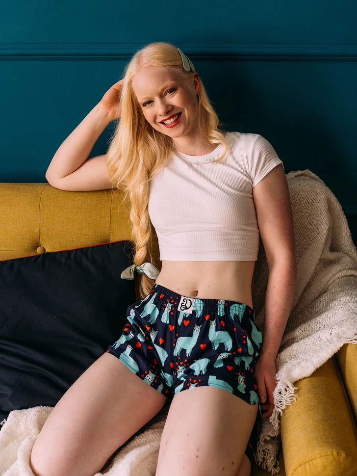 Lustige Damenshorts Lama Und Herzen 8 Lustige Damenshorts Lama Und Herzen – Bild 6