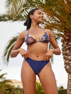 Marineblaue Bikinihöschen -Dedoles Orient 3