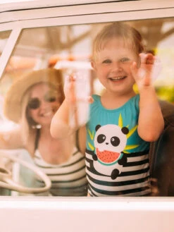 Lustiger Badeanzug Für Mädchen Panda Im Urlaub -Dedoles Panda 5