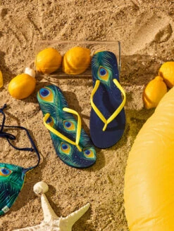 Lustige Flip-Flops Pfauenfedern -Dedoles Peacock Feathers 1