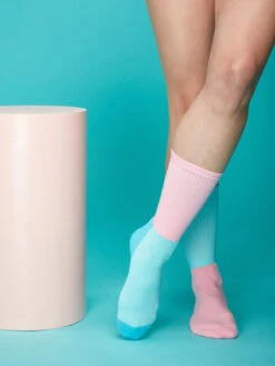 Rosa Und Blaue Sportsocken -Dedoles Pink Blue Sports Socks 4