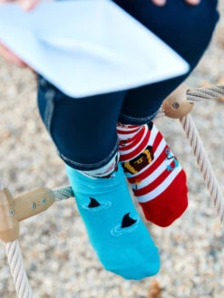 Lustige Kindersocken Pirat -Dedoles Pirate 3 1