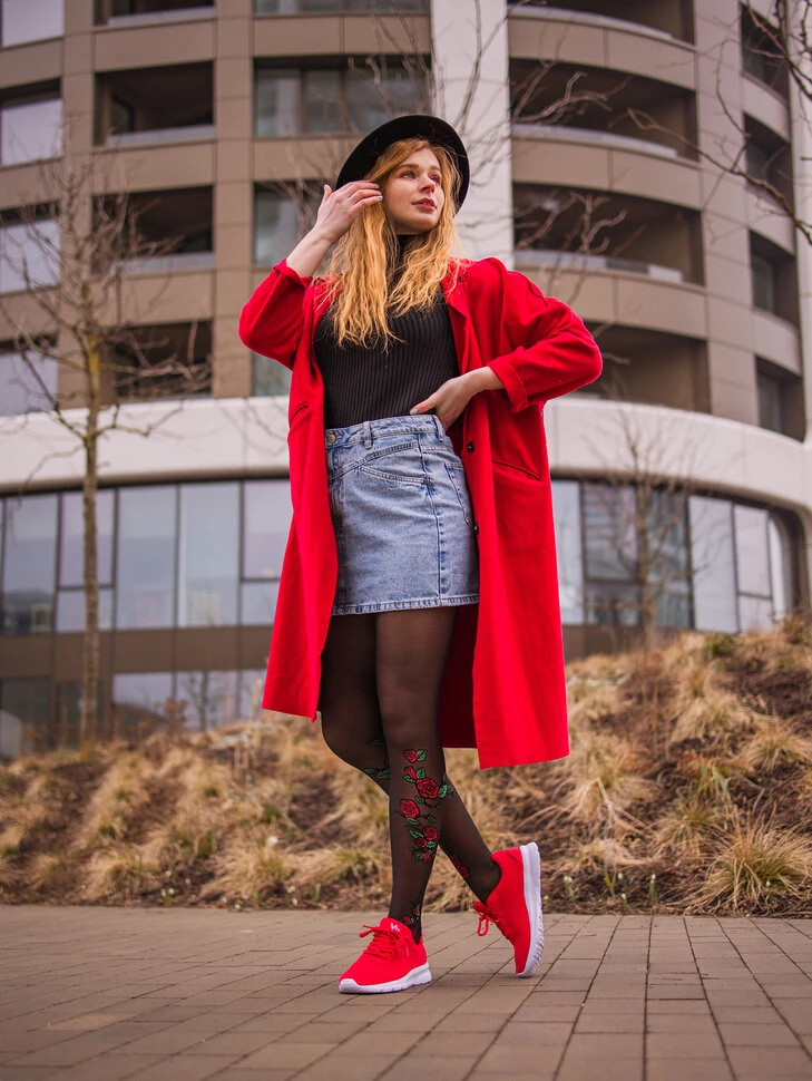 Lustige Nylonstrumpfhosen Rote Rosen 8 Lustige Nylonstrumpfhosen Rote Rosen – Bild 6