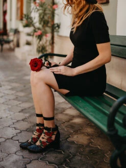 Lustige Nylonsocken Rote Rosen 11 Lustige Nylonsocken Rote Rosen -Dedoles Red Roses 5