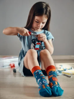 Lustige Kindersocken Roboter -Dedoles Robot 4