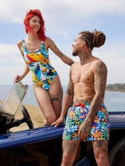 Lustiger Einteiliger Badeanzug Tropische Vögel -Dedoles Toucan in the Jungle Tropical Birds 1