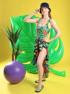 Lustiger Strandpareo Tukan Im Dschungel -Dedoles Toucan in the Jungle 2