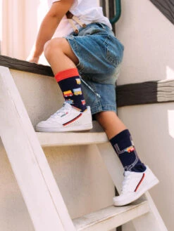 Lustige Kindersocken Zügchen 9 Lustige Kindersocken Zügchen -Dedoles Trains 1