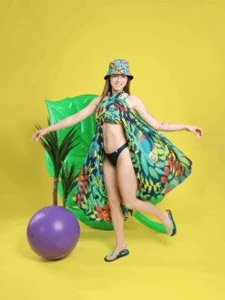 Lustiges Sportliches Bikinioberteil Tukan Im Dschungel -Dedoles Tukan 02 2