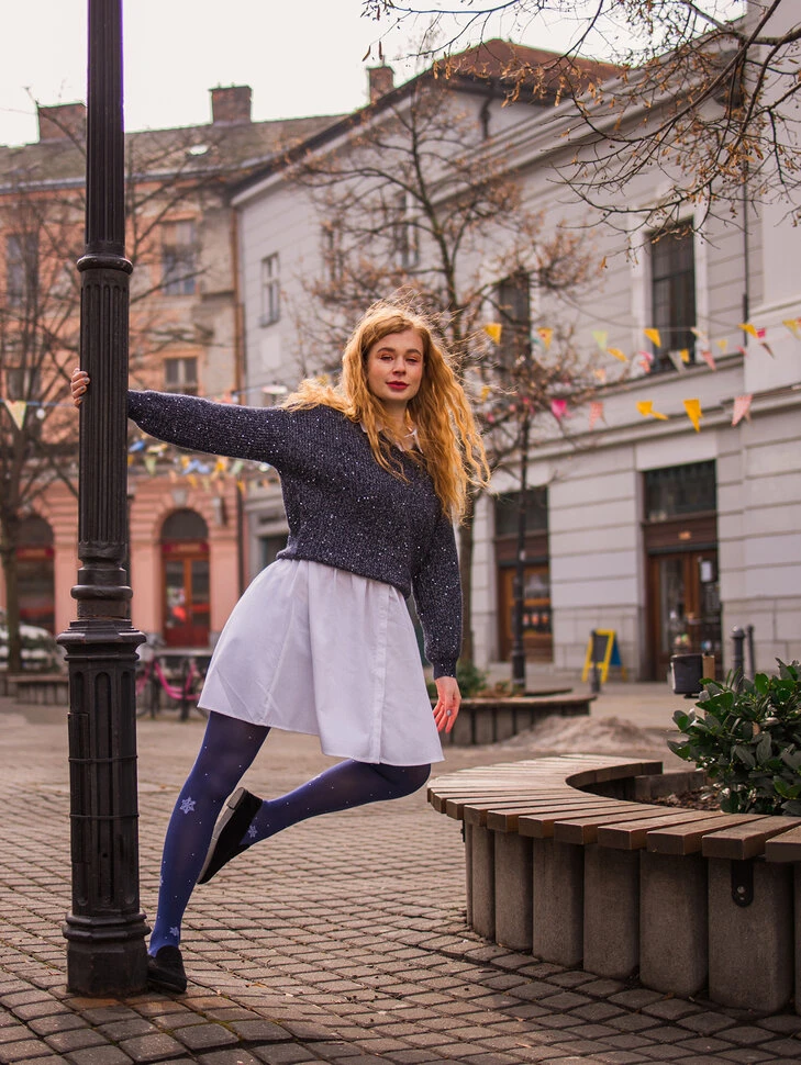 Lustige Nylonstrumpfhosen Weiße Schneeflocken 6 Lustige Nylonstrumpfhosen Weiße Schneeflocken – Bild 4