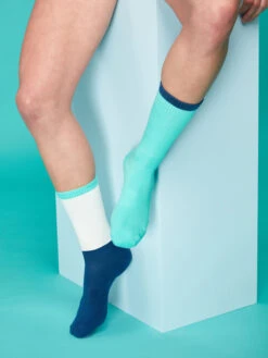 Weiße Und Blaue Sportsocken 8 Weiße Und Blaue Sportsocken -Dedoles White Blue Sports Socks 4