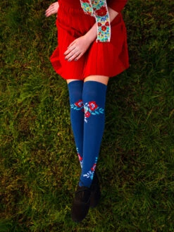 Lustige Überkniestrümpfe Wilde Blumen -Dedoles Wild Flowers 4