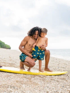 Lustige Badeshorts Für Jungen Gelbes U-Boot -Dedoles Yellow Submarine 1 1